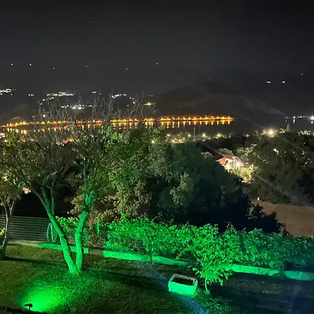 Semesterbostad Grand View